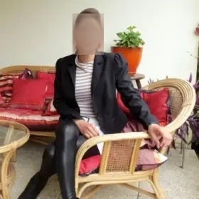 Cherche amant généreux et discret