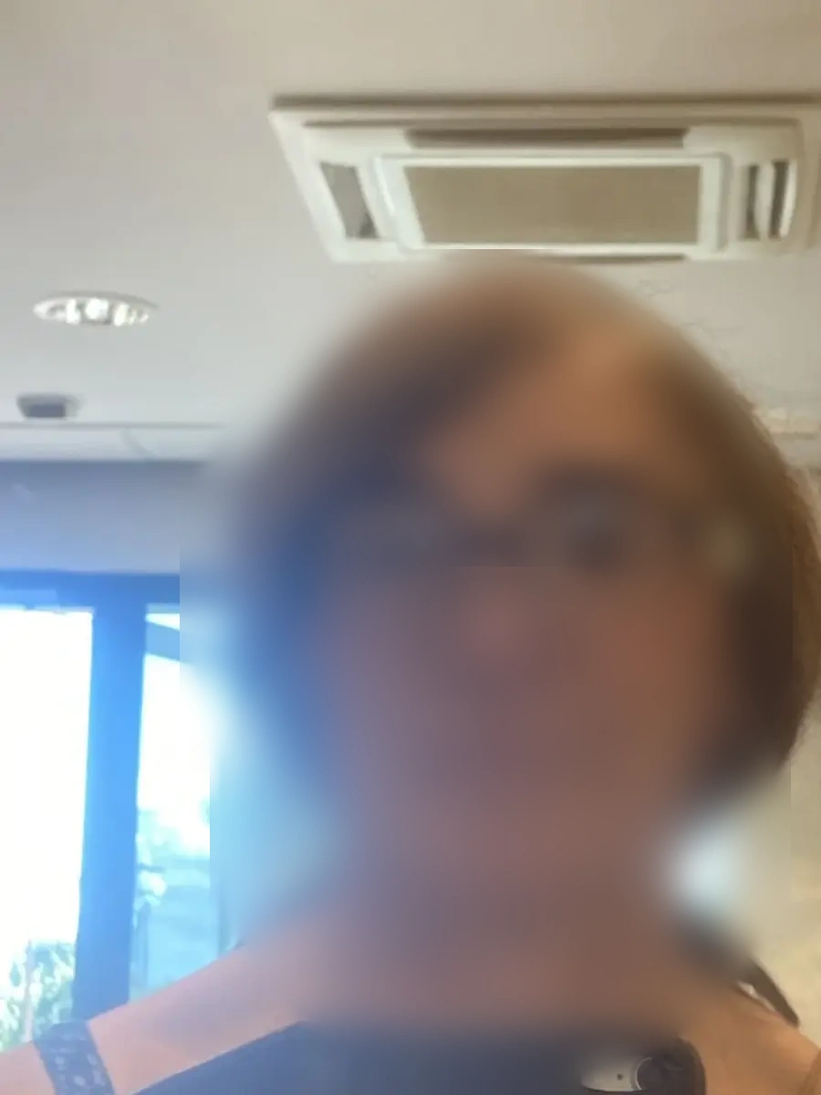 SecretLeslie