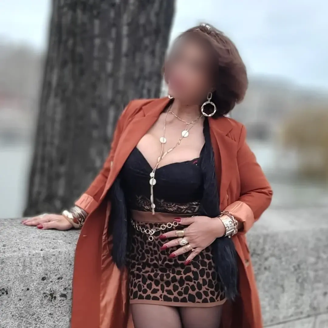 Cherche amant généreux et discret à Le Castelet